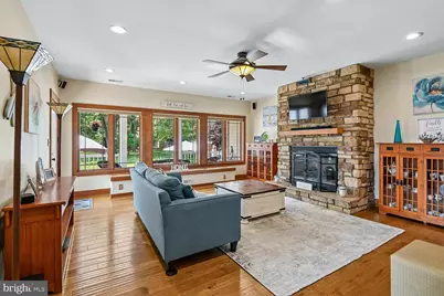 319 6th Avenue NE, Glen Burnie, MD 21060 - Photo 20