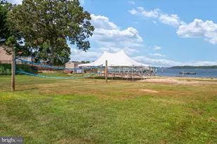 1134 Valley Dr, Pasadena, MD 21122 - Photo 50