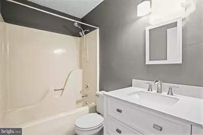 560 Elizabeth Lane, Glen Burnie, MD 21061 - Photo 16