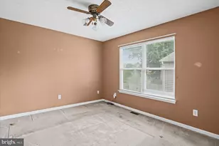 560 Elizabeth Ln, Glen Burnie, MD 21061 - Photo 10