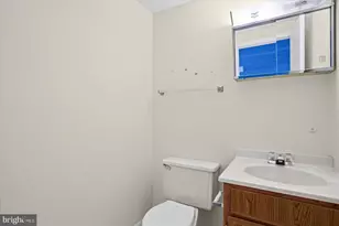 560 Elizabeth Ln, Glen Burnie, MD 21061 - Photo 22