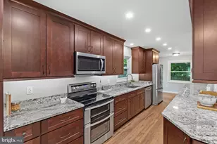 617 Wayward Dr, Annapolis, MD 21401 - Photo 12