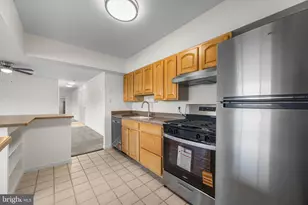 353 Gatewater Ct, Glen Burnie, MD 21060 - Photo 18