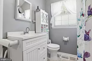 678 209th, Pasadena, MD 21122 - Photo 36