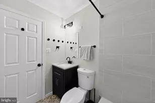 3670 5th Ave, Edgewater, MD 21037 - Photo 16