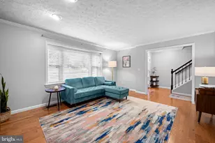 302 Wood Shadows Ct, Millersville, MD 21108 - Photo 6