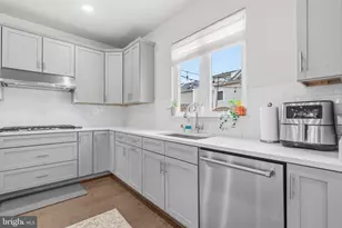 7715 Cresap Ln, Hanover, MD 21076 - Photo 14