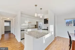 350 Gatewater Ct, Glen Burnie, MD 21060 - Photo 10