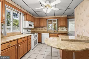 962 Point Pleasant Rd, Glen Burnie, MD 21060 - Photo 20
