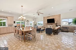 3689 1st Ave, Edgewater, MD 21037 - Photo 18