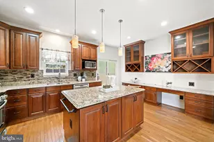 1502 Avennel Way, Crofton, MD 21114 - Photo 14