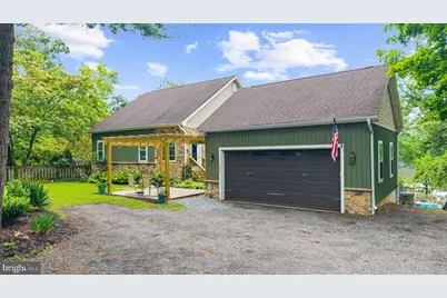 328 Oakdale Road, Pasadena, MD 21122 - Photo 2