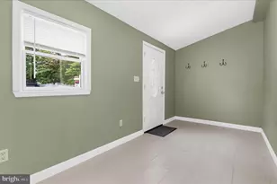 1906 Ridgeville Rd, Edgewater, MD 21037 - Photo 4