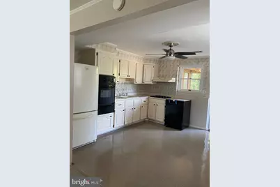 320 Ardmore Road, Linthicum Heights, MD 21090 - Photo 14