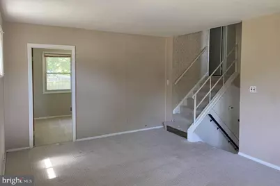 320 Ardmore Road, Linthicum Heights, MD 21090 - Photo 6