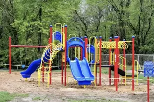 309 Berts Dr, Lothian, MD 20711 - Photo 28