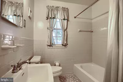 4 Baltimore Avenue, Glen Burnie, MD 21061 - Photo 18