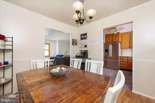 1710 Fallsway Dr, Crofton, MD 21114 - Photo 10