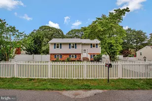 454 Manor Rd, Arnold, MD 21012 - Photo 2