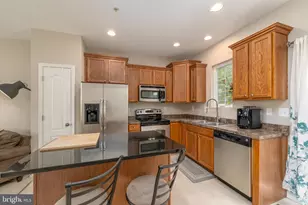 7716 Timbercross Ln, Glen Burnie, MD 21060 - Photo 6
