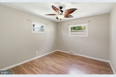 7852 Shellye Road, Glen Burnie, MD 21060 - Photo 12