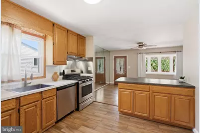7852 Shellye Road, Glen Burnie, MD 21060 - Photo 10