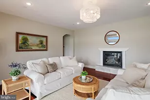 621 Harbor Dr, Annapolis, MD 21403 - Photo 12