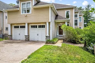 639 Honeysuckle Ln, Severna Park, MD 21146 - Photo 2