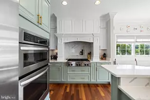 639 Honeysuckle Ln, Severna Park, MD 21146 - Photo 12