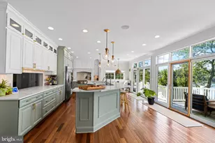 639 Honeysuckle Ln, Severna Park, MD 21146 - Photo 8