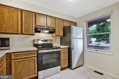 8010 Hadfield Court, Pasadena, MD 21122 - Photo 4