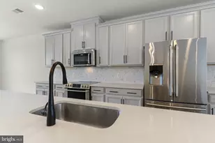 7639 Stemhart Ln, Hanover, MD 21076 - Photo 12