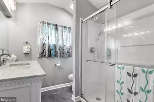 758 210th St, Pasadena, MD 21122 - Photo 26