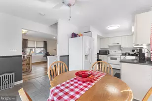 758 210th St, Pasadena, MD 21122 - Photo 12