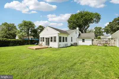 335 Beach Avenue, Pasadena, MD 21122 - Photo 6