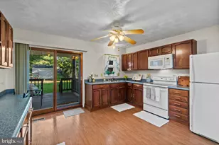 386 Laurel Trail, Crownsville, MD 21032 - Photo 10