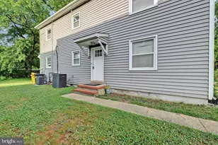 811 Seagrove Road E, Glen Burnie, MD 21060 - Photo 18