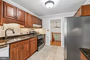 1077 Plum Creek Dr, Crownsville, MD 21032 - Photo 8