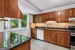 1077 Plum Creek Dr, Crownsville, MD 21032 - Photo 6
