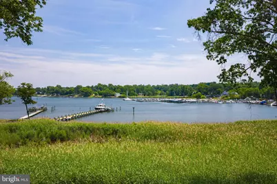 1018 Magothy Avenue, Arnold, MD 21012 - Photo 2