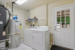 1635 Howard Chapel Ct, Crofton, MD 21114 - Photo 10