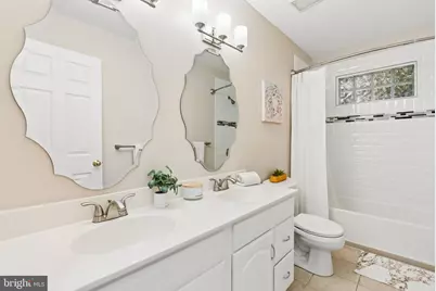 110 Lake View Drive, Annapolis, MD 21403 - Photo 16