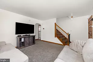 205 7th Ave, Baltimore, MD 21225 - Photo 8