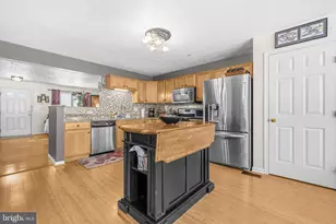 2553 Blue Water Blvd, Odenton, MD 21113 - Photo 6