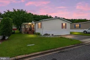 7513 Gleneagle Dr, Jessup, MD 20794 - Photo 2