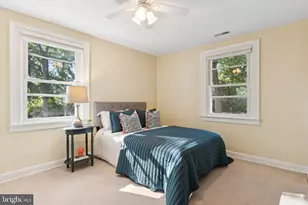 7654 Bay St, Pasadena, MD 21122 - Photo 34