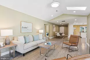7654 Bay St, Pasadena, MD 21122 - Photo 16