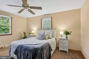 878 Oakdale Cir, Millersville, MD 21108 - Photo 14