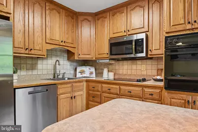 878 Oakdale Circle, Millersville, MD 21108 - Photo 10
