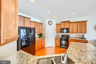 7235 Stallings Dr, Glen Burnie, MD 21060 - Photo 12